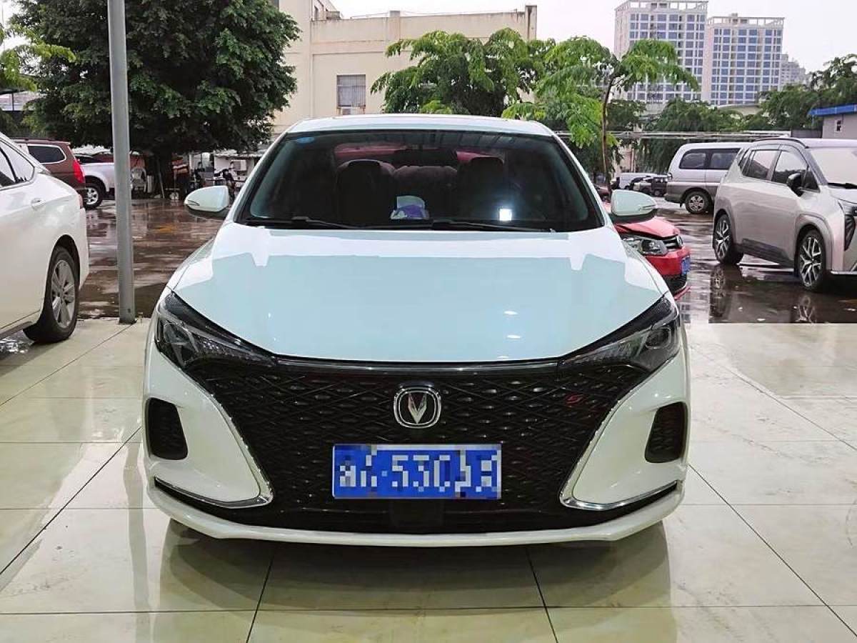 长安 逸动  2020款 PLUS 蓝鲸NE 1.4T GDI DCT尊贵型图片