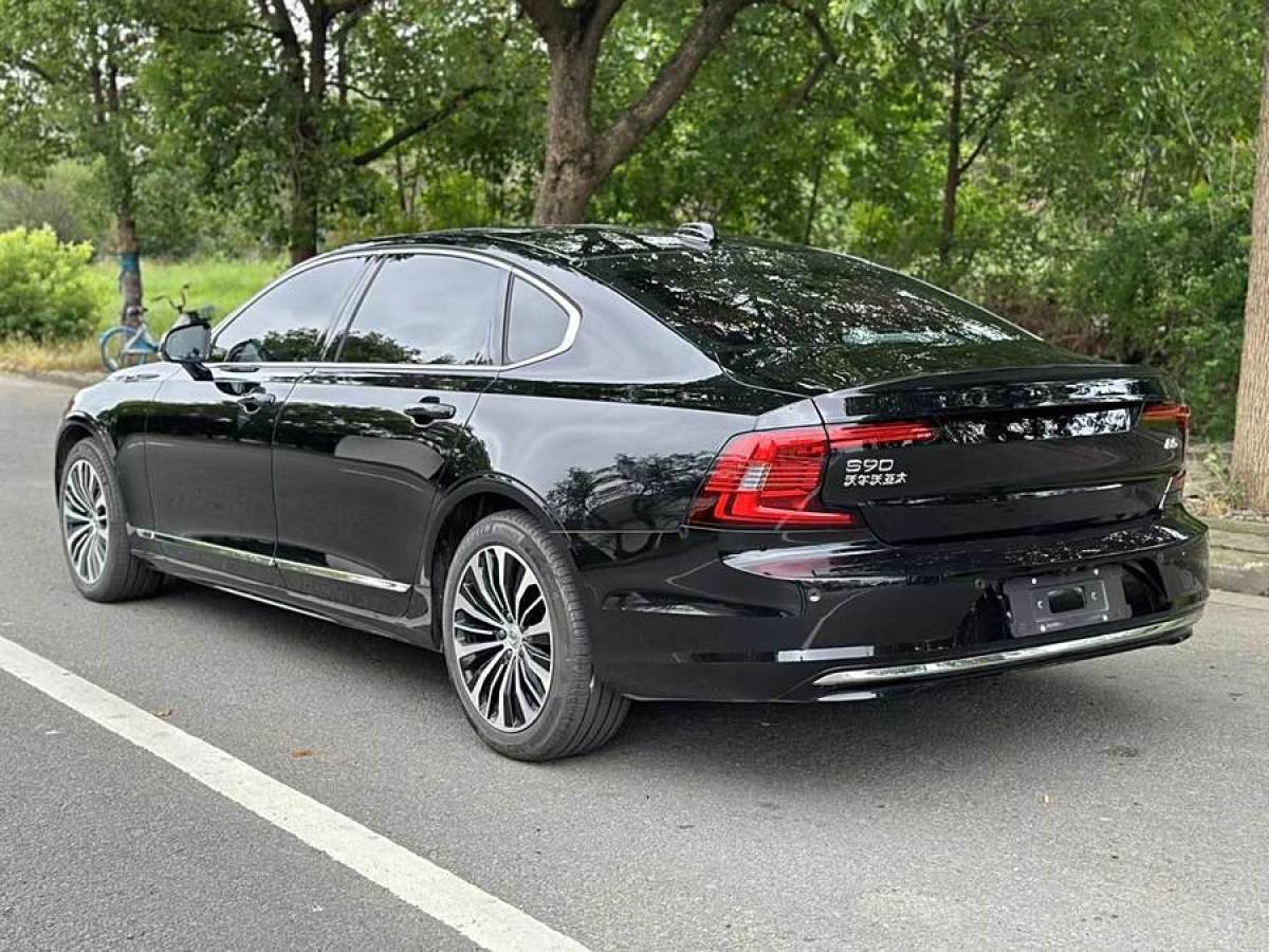 2024年1月沃爾沃 S90  2024款 B5 智逸豪華版