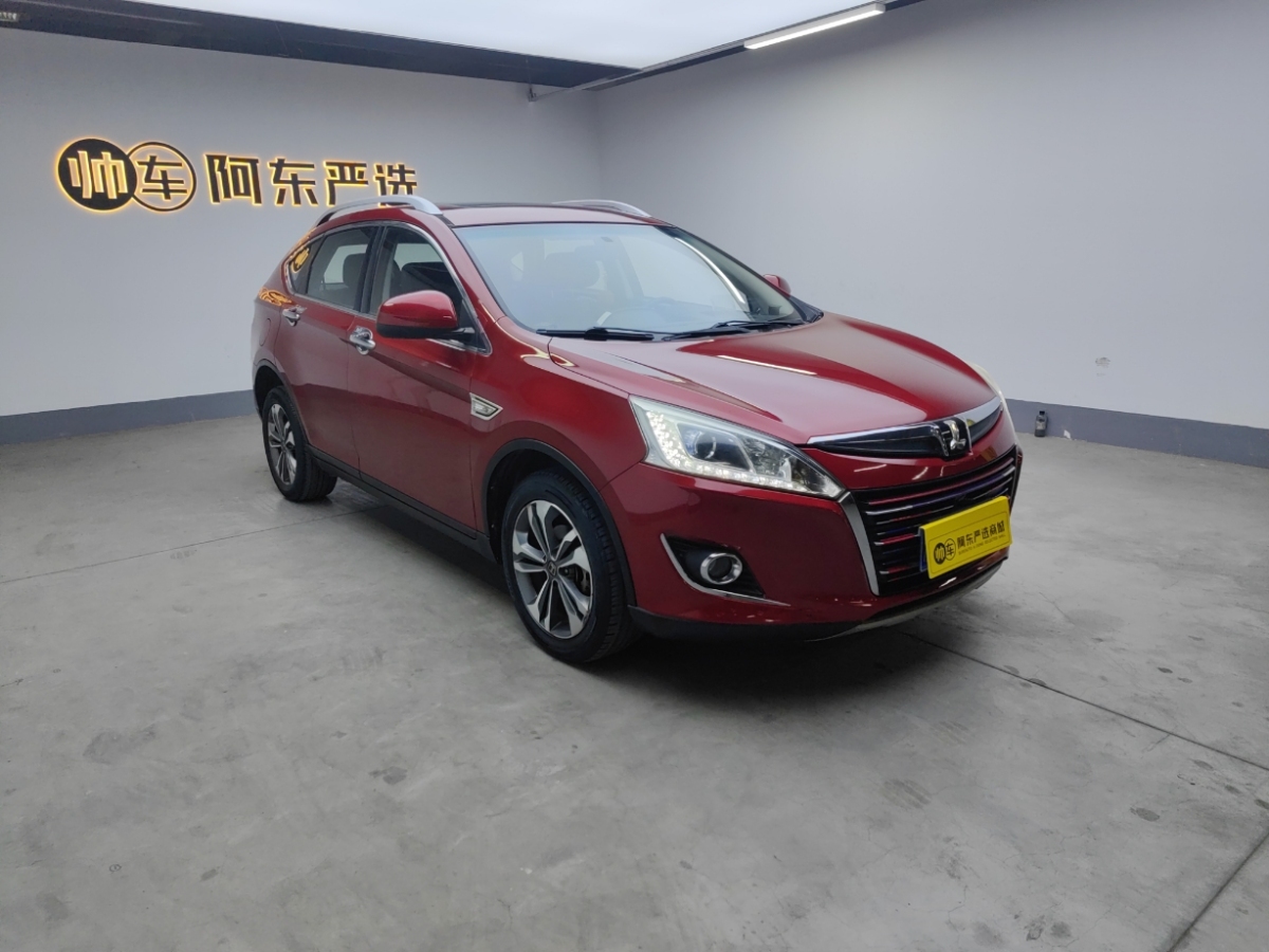 納智捷 優(yōu)6 SUV  2015款 1.8T 時(shí)尚型圖片