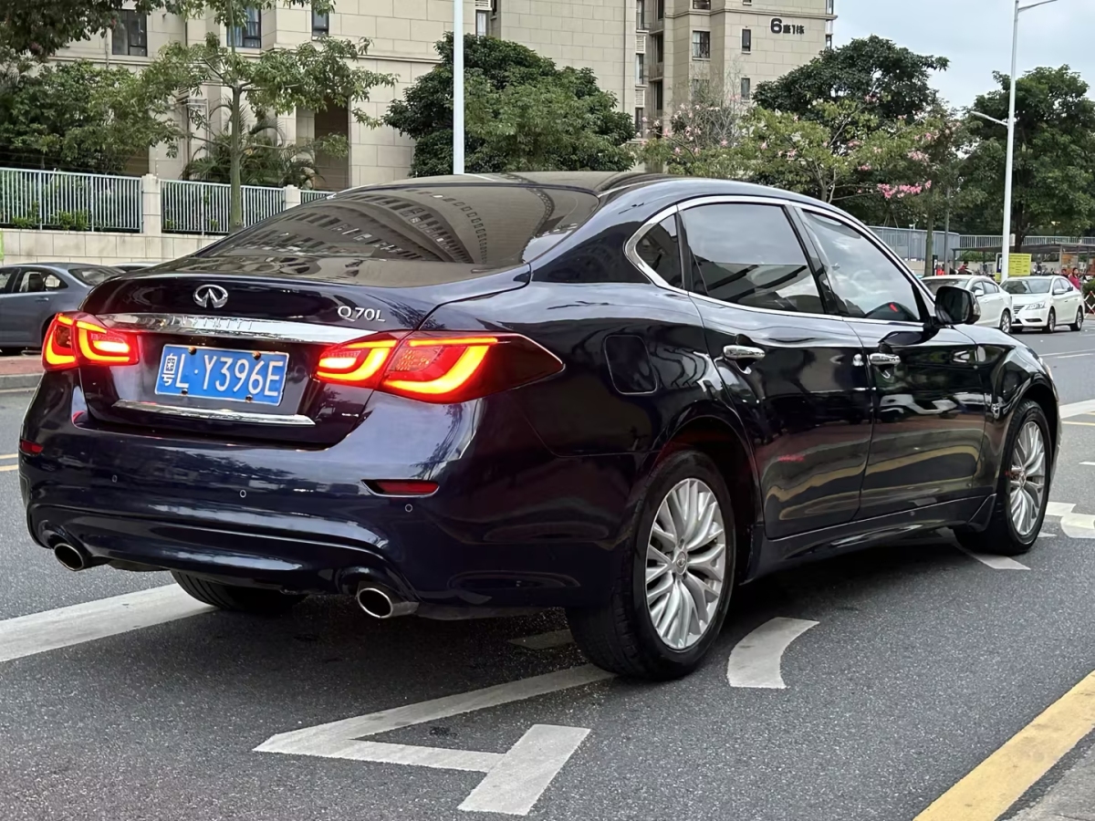 英菲尼迪 Q70  2017款 Q70L 2.5L 悅享版圖片