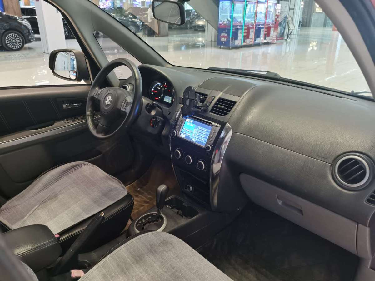 铃木 天语 SX4  2011款 两厢 1.6L 自动运动型图片