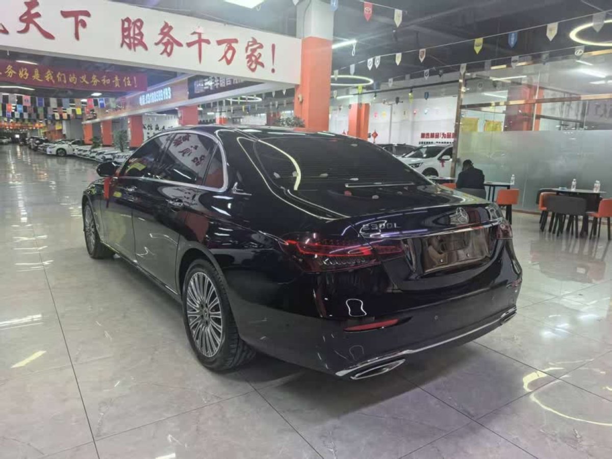 奔馳 奔馳E級(jí)  2022款 改款 E 300 L 豪華型圖片