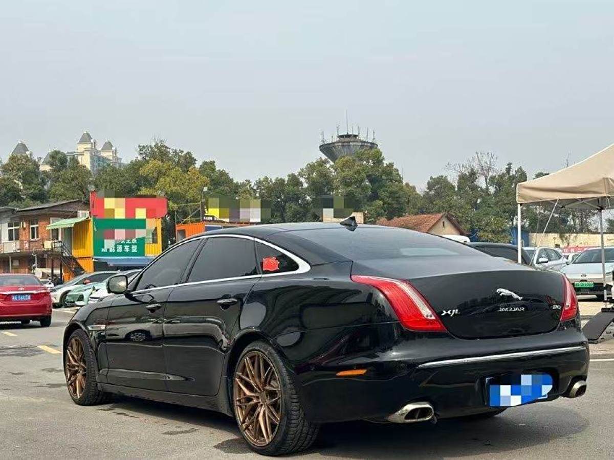 捷豹 XJ  2014款 XJL 3.0 SC 兩驅(qū)尊享商務版圖片