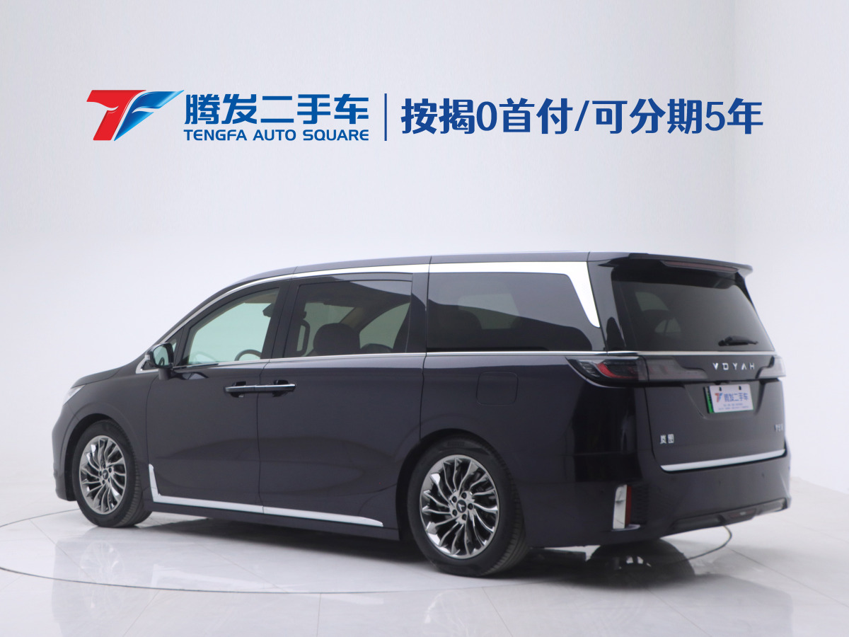 嵐圖 夢想家  2024款 PHEV 超長續(xù)航旗艦版圖片