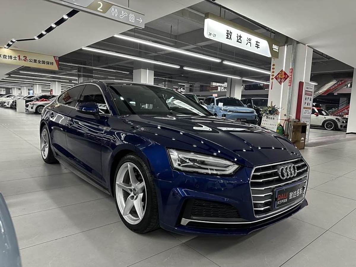 奧迪 奧迪A5  2019款 Sportback 40 TFSI 時(shí)尚型圖片