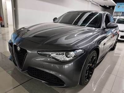 2019年12月 阿爾法·羅密歐 Giulia 2.0T 280HP 豪華運(yùn)動(dòng)版圖片