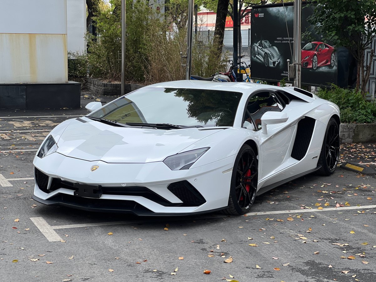 2018年5月蘭博基尼 Aventador  2017款 Aventador S