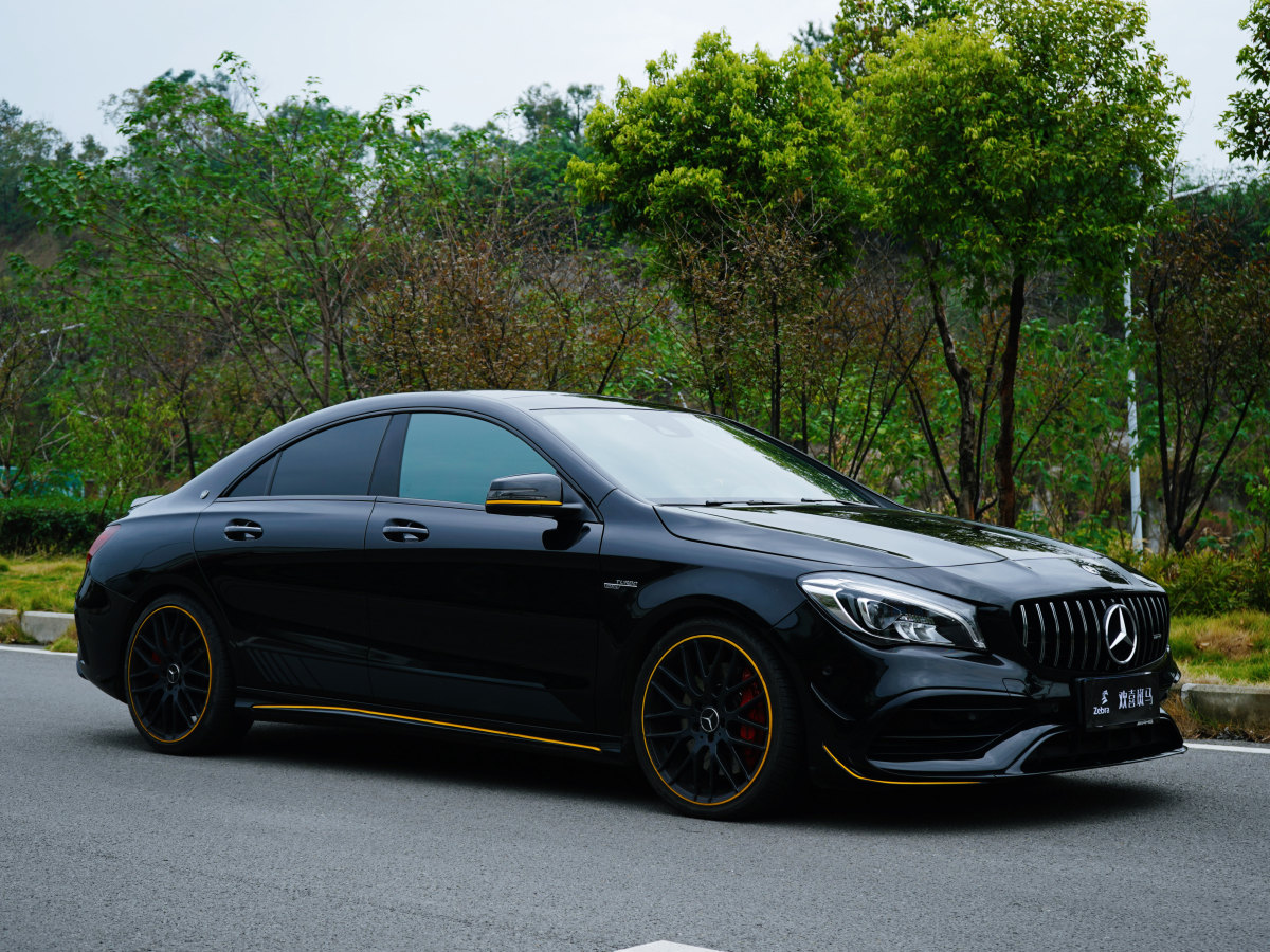 2018年6月奔馳 奔馳CLA級AMG  2017款 AMG CLA 45 4MATIC 暗夜雷霆限量版