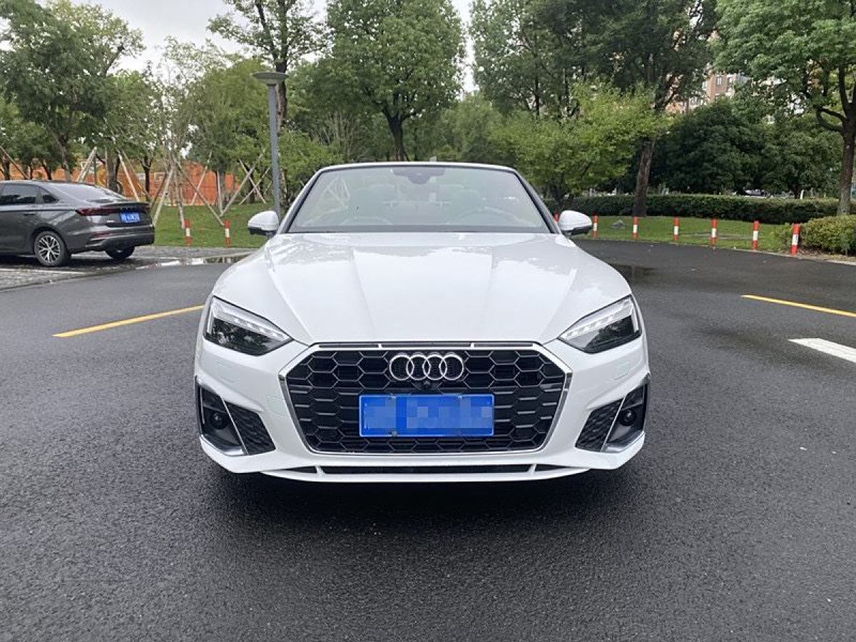 2022年10月奧迪 奧迪A5  2024款 Cabriolet 40 TFSI 時(shí)尚動(dòng)感型