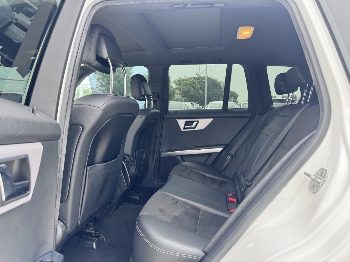 奔馳 奔馳GLK級(jí)  2015款 GLK 260 4MATIC 時(shí)尚型 極致版圖片