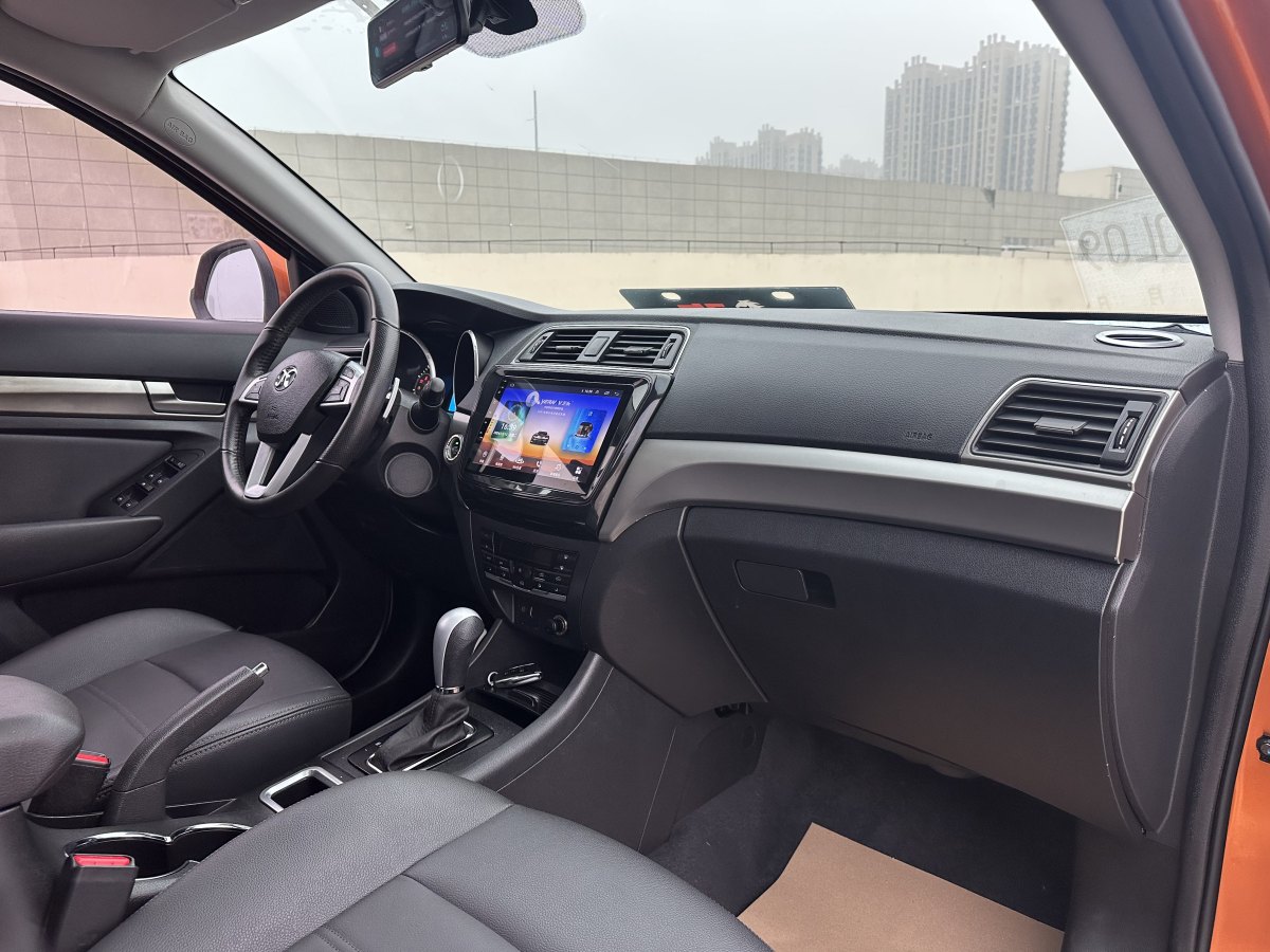 北汽紳寶 X65  2015款 2.0T 自動精英型圖片