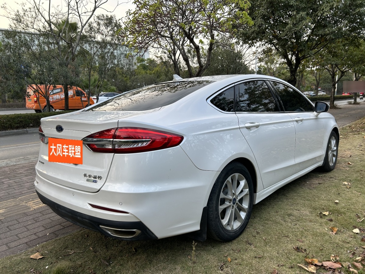 福特 蒙迪歐  2018款 EcoBoost 180 智控時(shí)尚型 國(guó)VI圖片