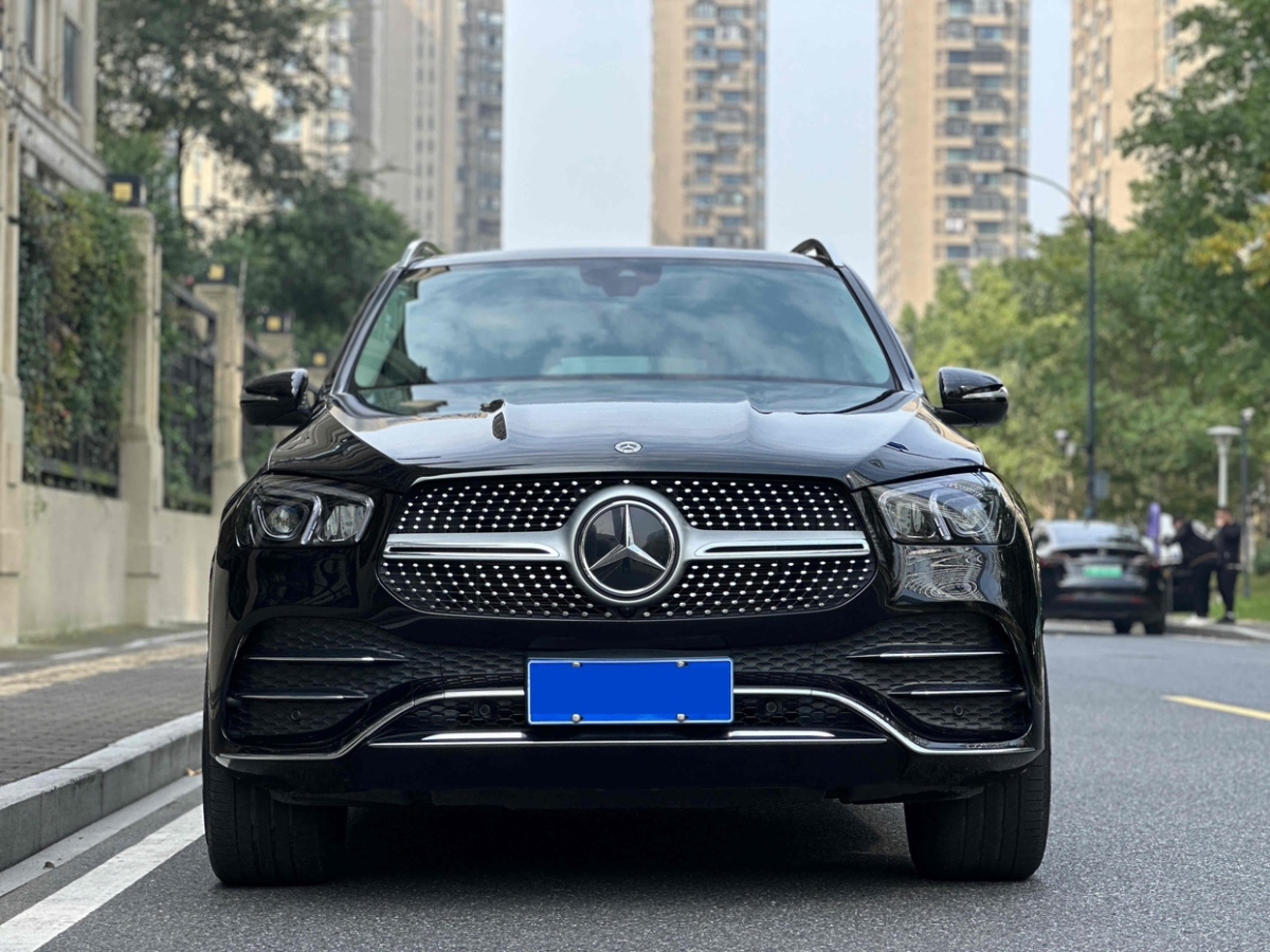 奔馳 奔馳GLE  2023款 GLE 350 4MATIC 時(shí)尚型圖片