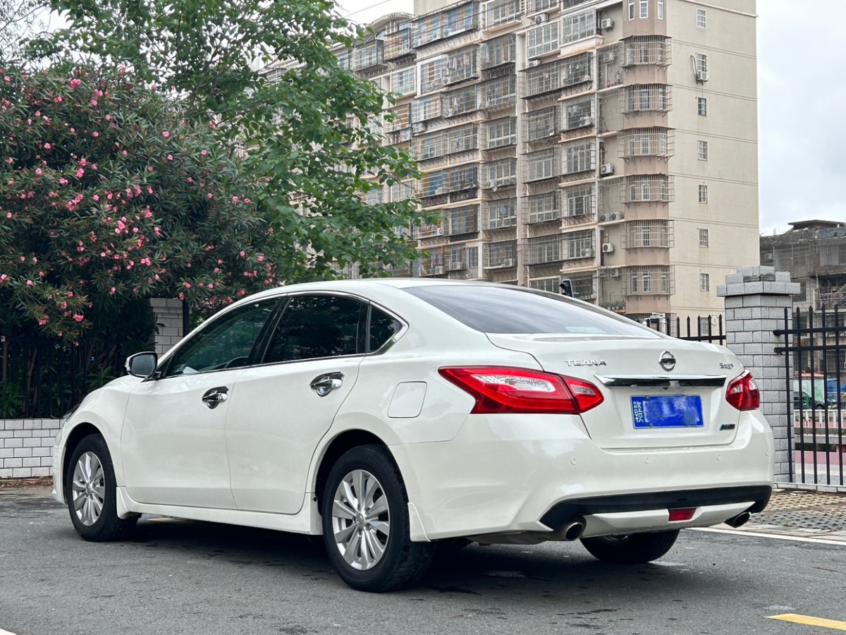 日產(chǎn) 天籟  2016款 改款 2.0L XL舒適版圖片