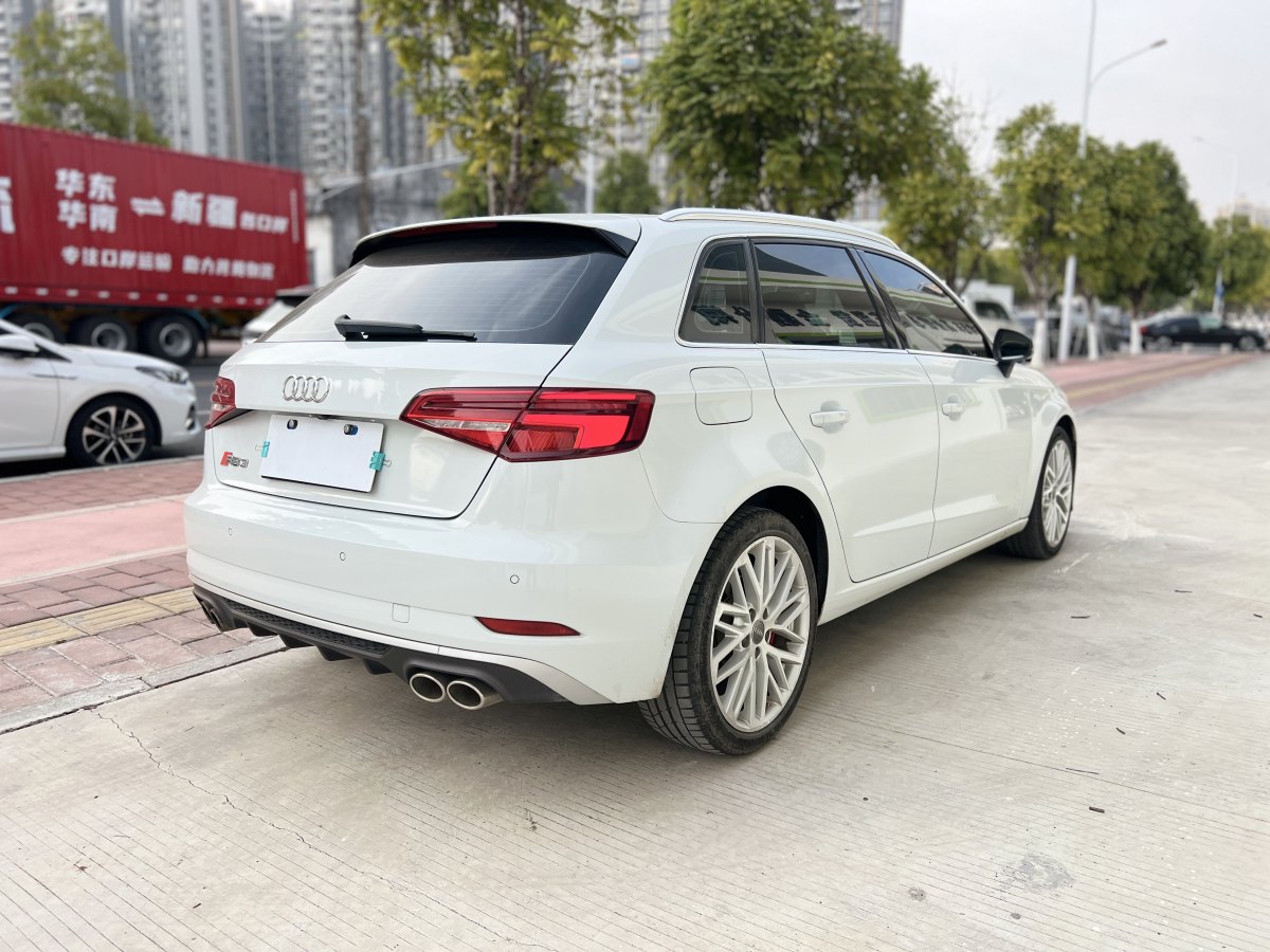 奧迪 奧迪A3  2017款 Sportback 35 TFSI 風(fēng)尚型圖片