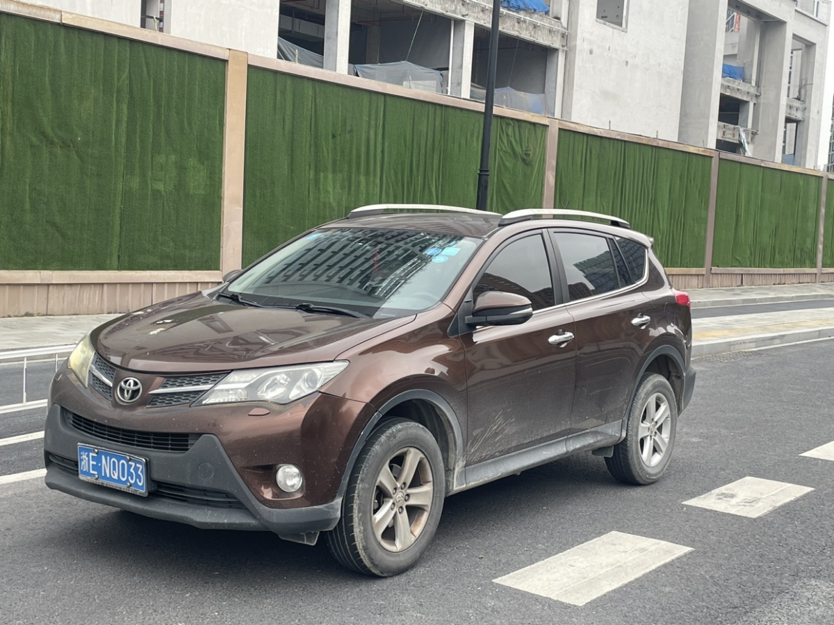 豐田 RAV4榮放  2013款 2.5L 自動(dòng)四驅(qū)精英版圖片