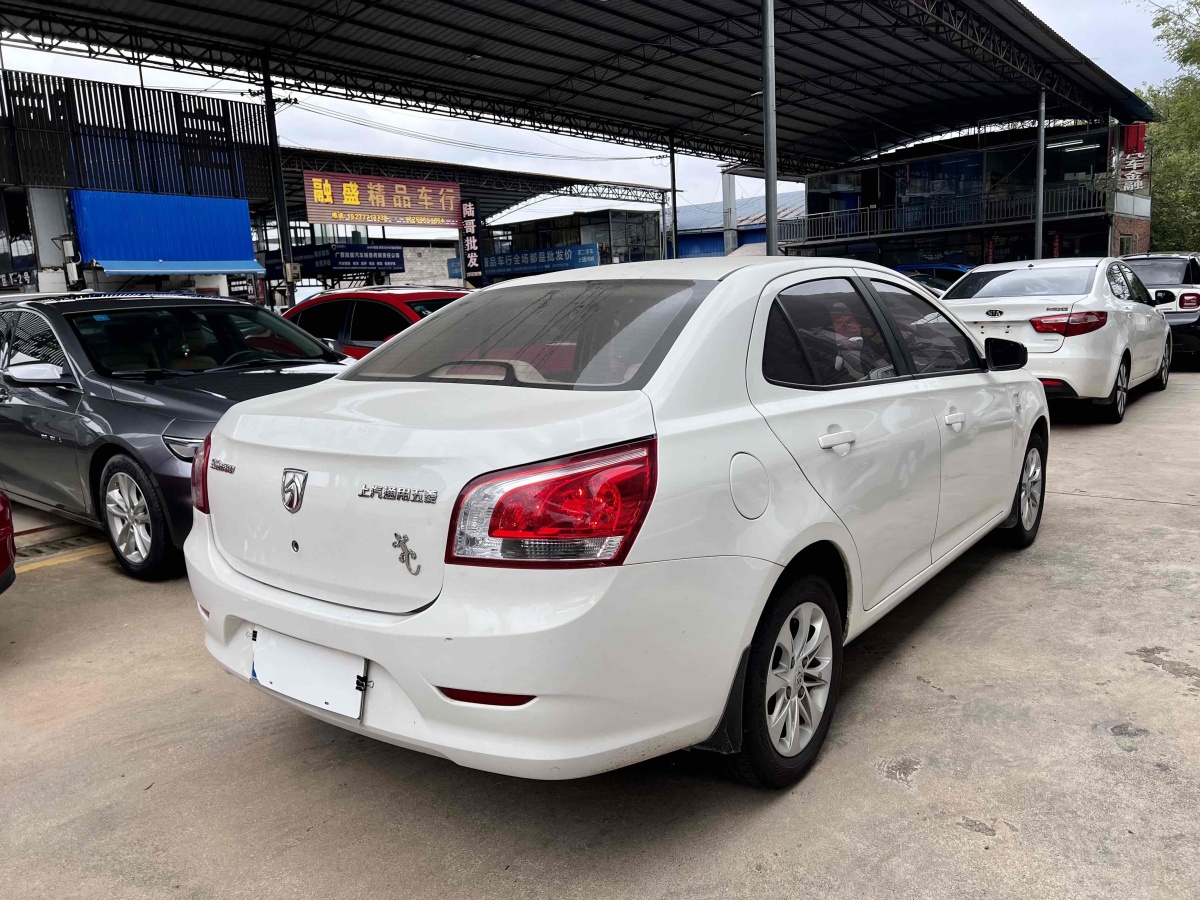 寶駿 630  2014款 1.5L 手動(dòng)舒適型圖片