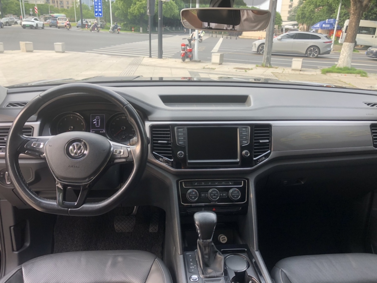 大眾 途昂  2017款 330TSI 兩驅(qū)豪華版圖片