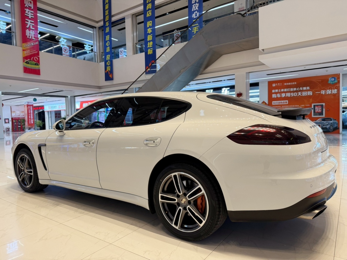 保時(shí)捷 Panamera  2014款 Panamera 3.0T圖片