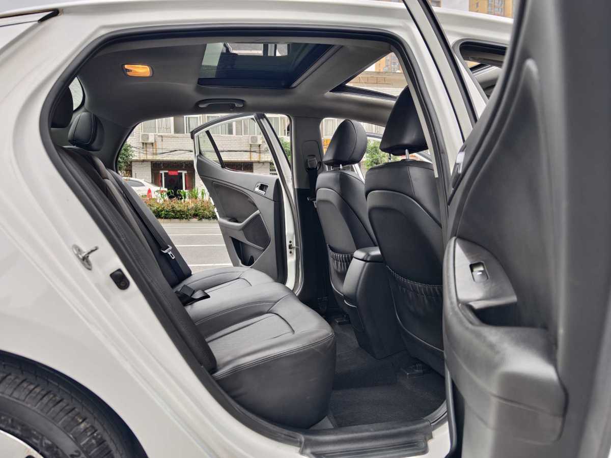起亞 K5  2014款 2.0L 自動(dòng)LUXURY圖片