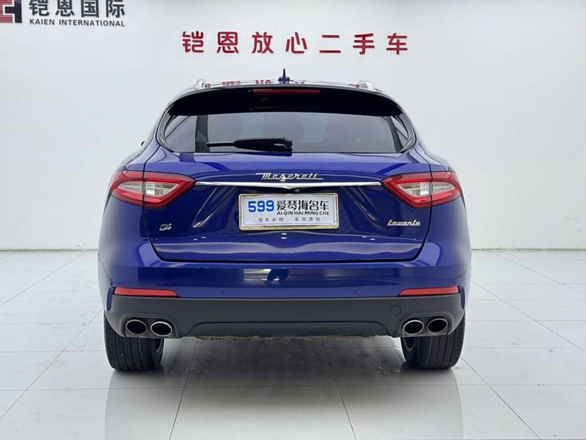 瑪莎拉蒂 Levante  2018款 3.0T 350Hp 標(biāo)準(zhǔn)版圖片