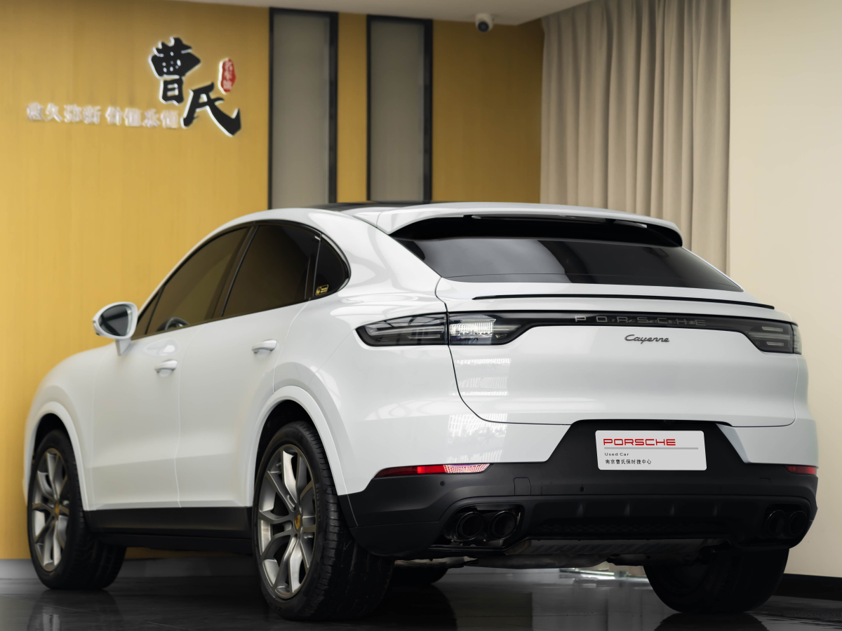 保時(shí)捷 Cayenne  2023款 Cayenne Coupé 3.0T 鉑金版圖片