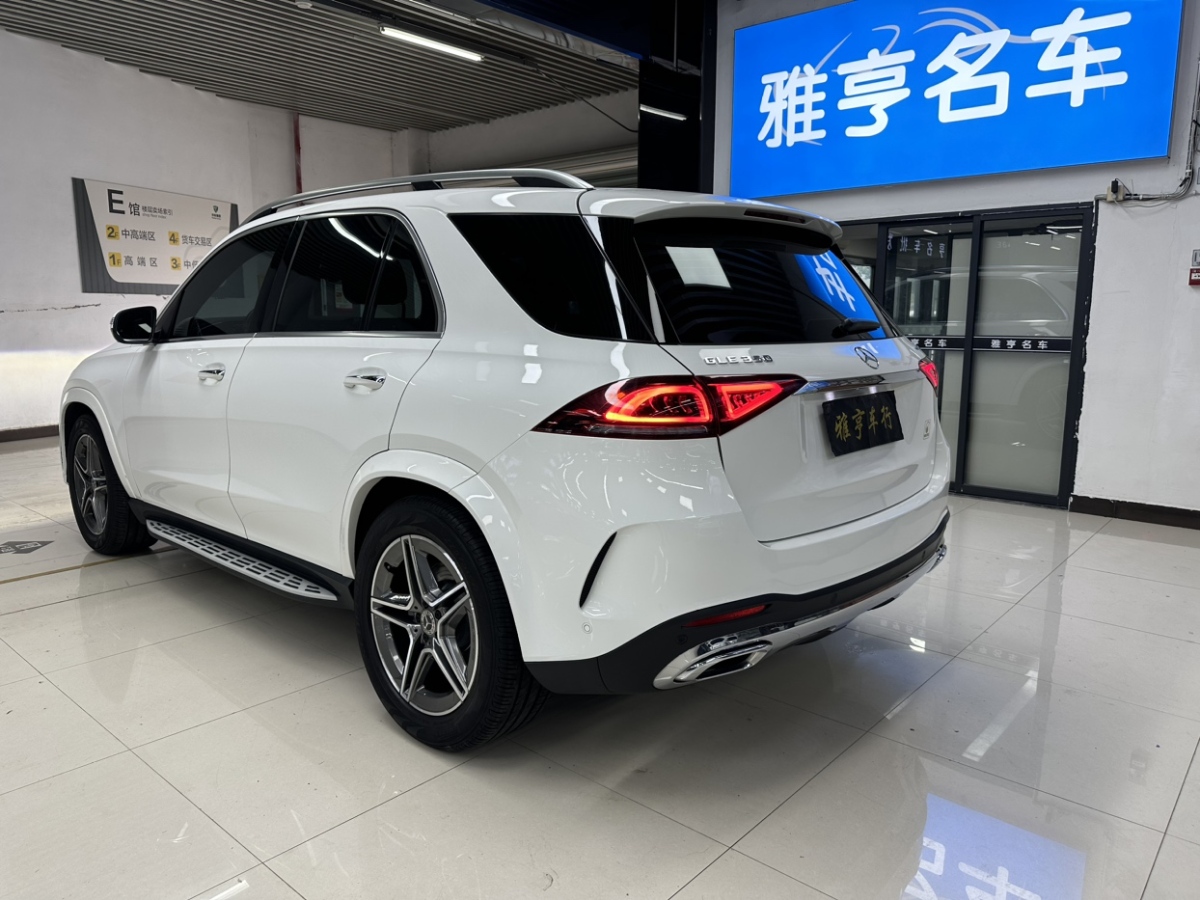 奔馳 奔馳GLE  2020款  GLE 350 4MATIC 豪華型圖片