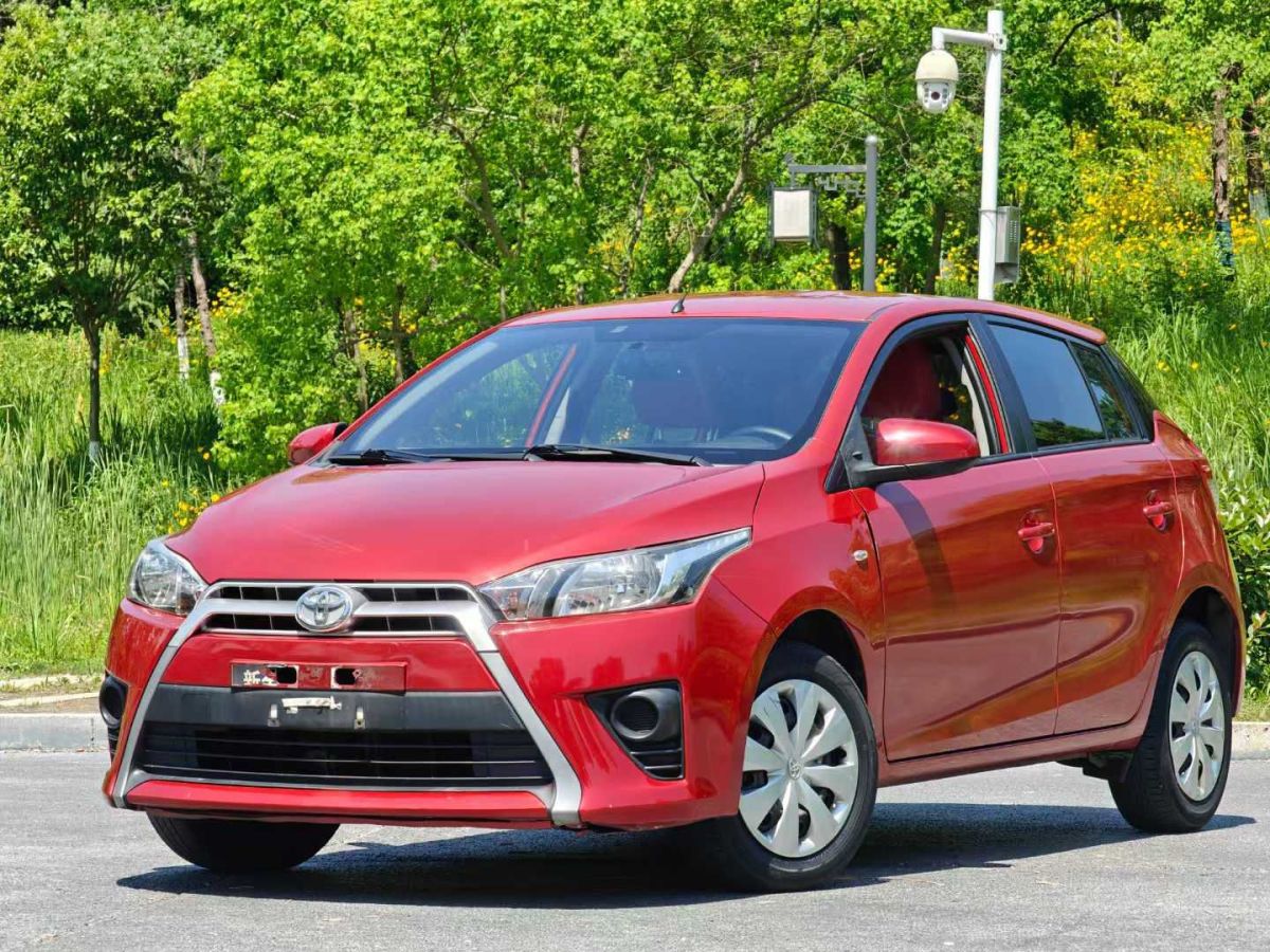 豐田 雅力士  2016款 YARiS L 致炫 1.5G 勁速天窗版圖片