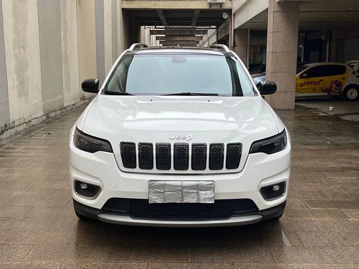 Jeep 自由光  2019款 2.0T 兩驅(qū)智享版 國VI圖片