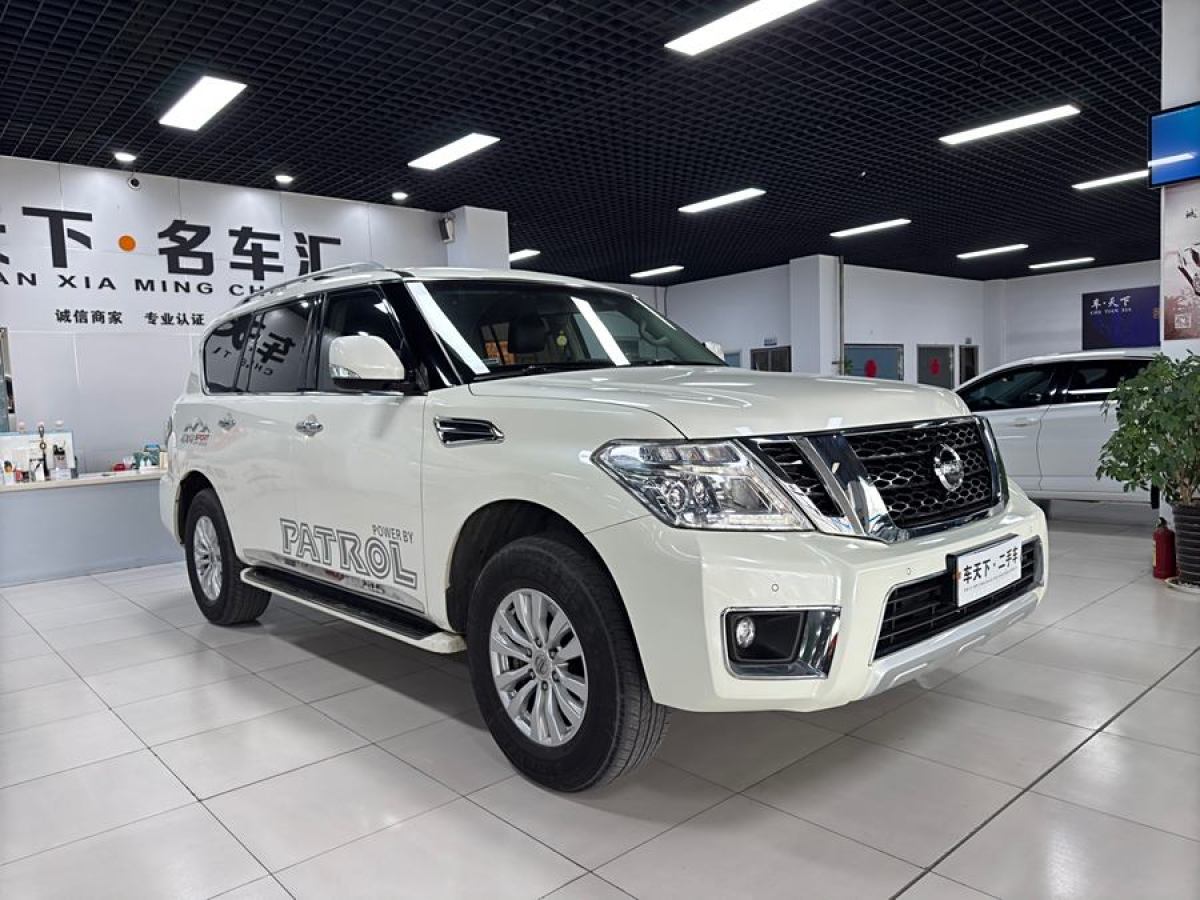 日產(chǎn) 途樂  2018款 4.0L 領(lǐng)英型圖片