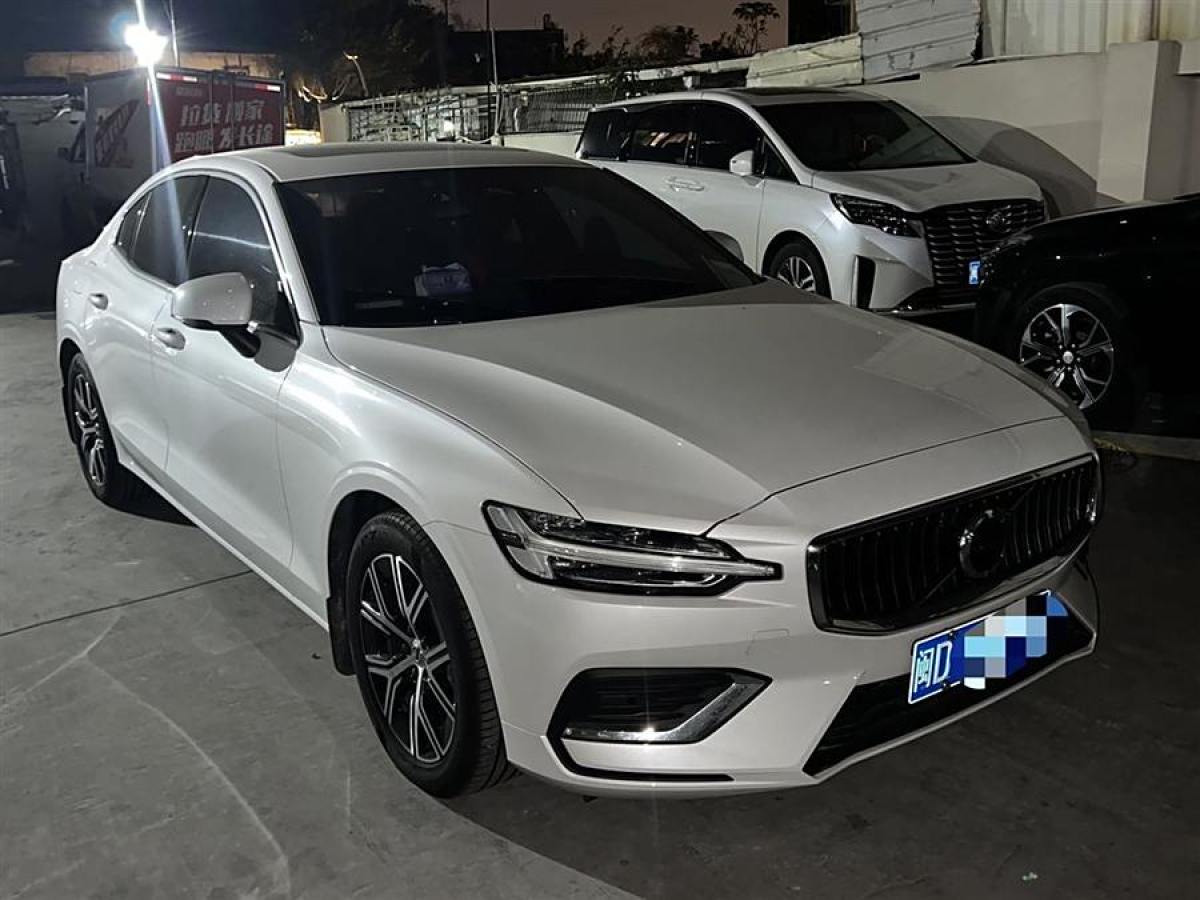 沃爾沃 S60L  2024款 B4 智逸豪華版圖片