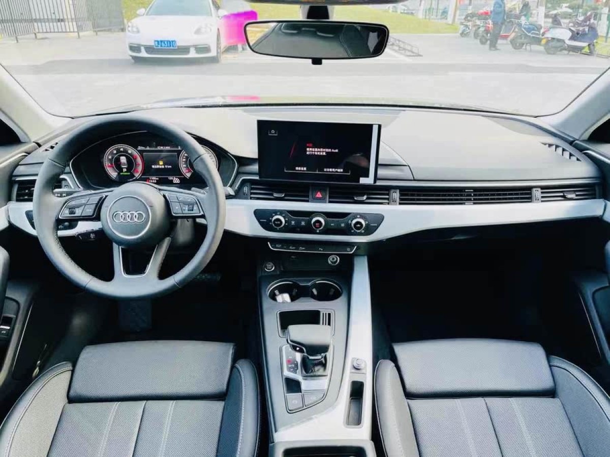 奧迪 奧迪A4L  2023款 40 TFSI 時尚動感型圖片