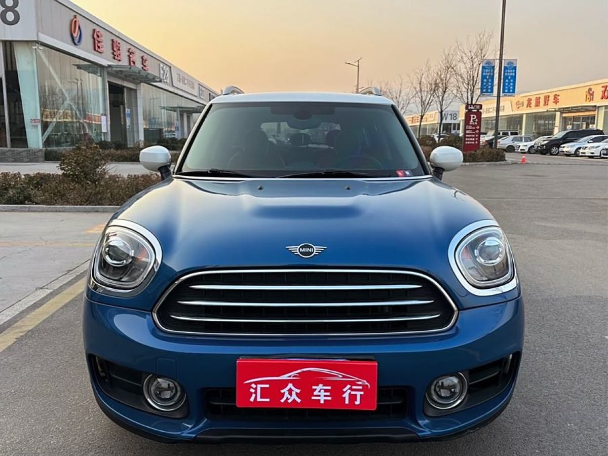 MINI COUNTRYMAN  2019款 1.5T COOPER ALL4 藝術(shù)家周末旅行版圖片