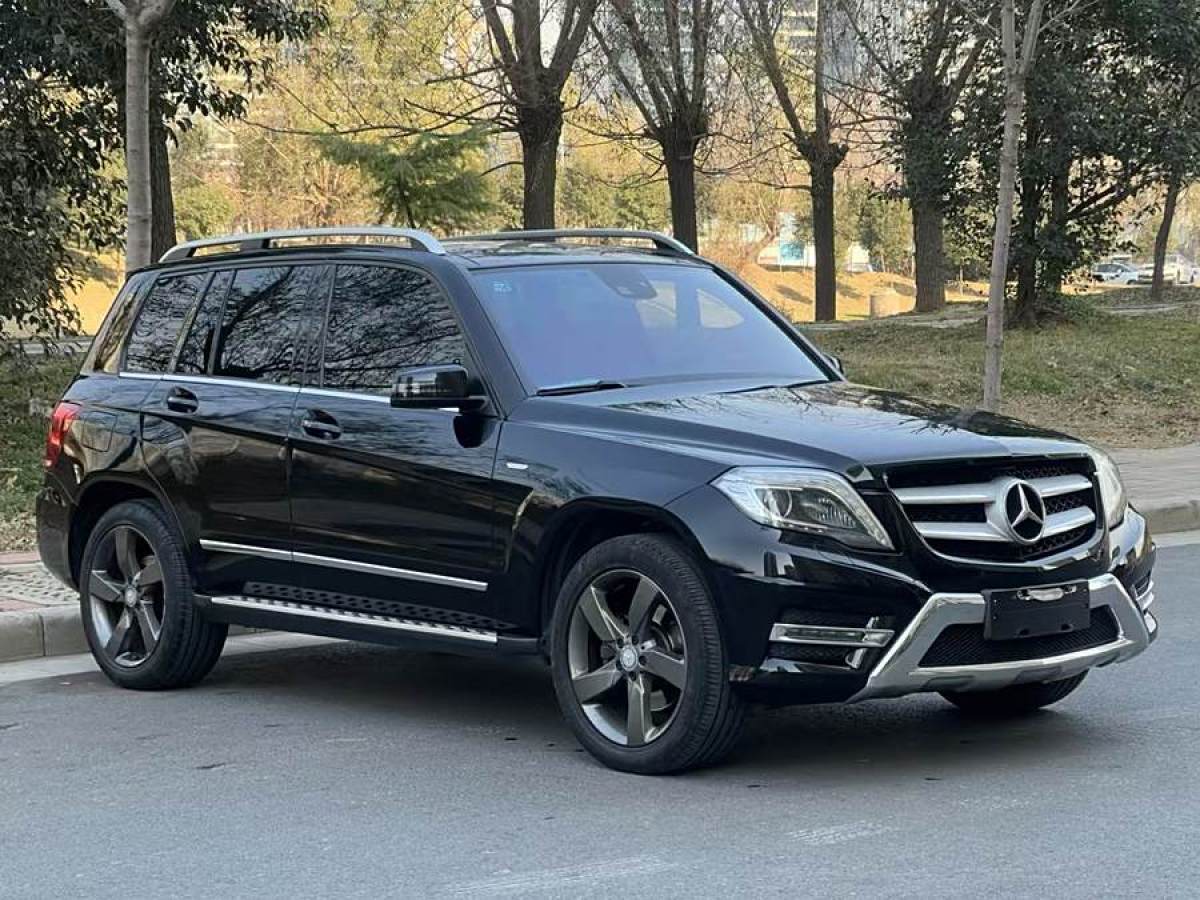 奔馳 奔馳GLK級  2015款 GLK 260 4MATIC 時(shí)尚型 極致版圖片