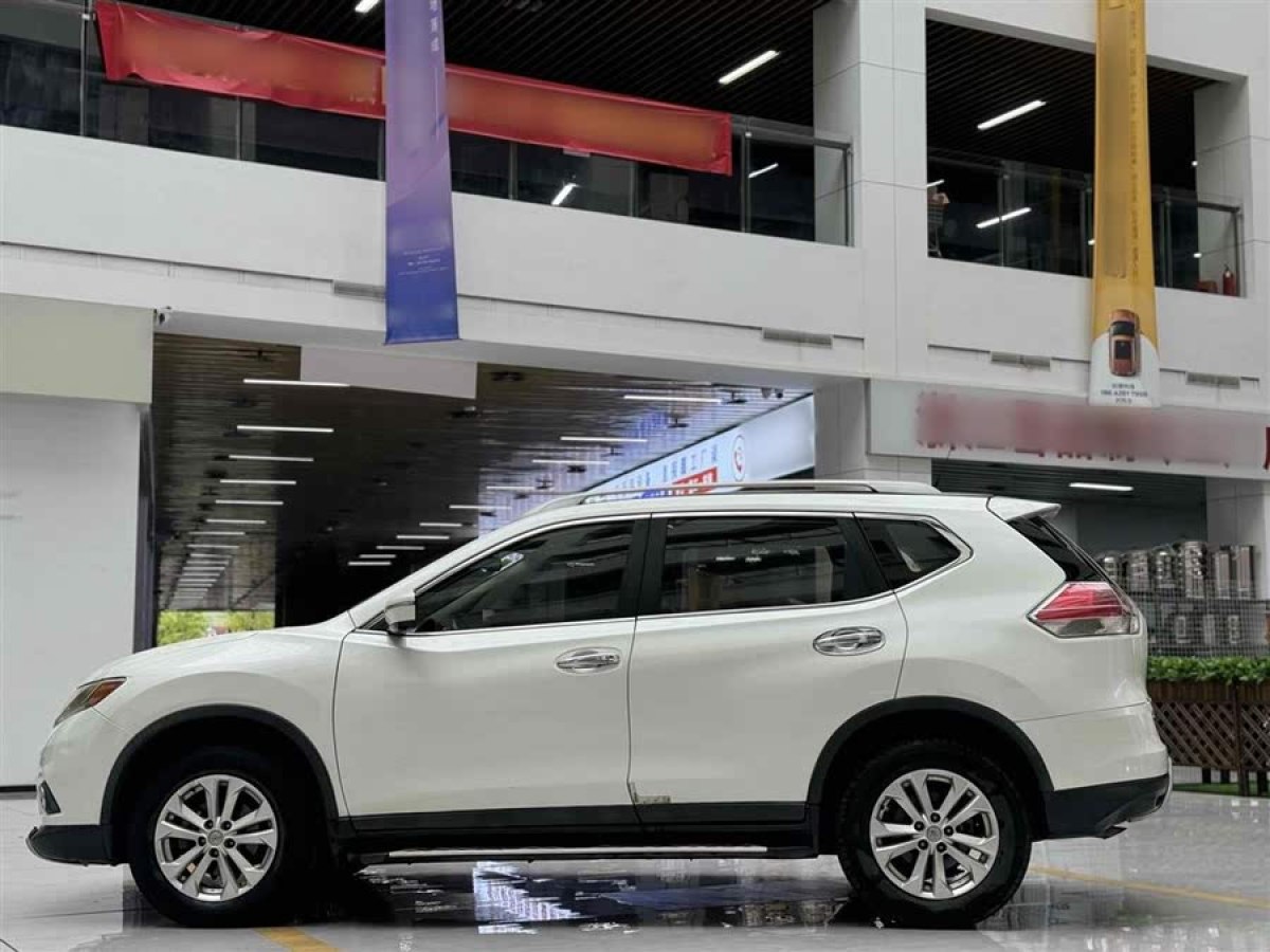 日產(chǎn) 奇駿  2015款 2.0L CVT舒適MAX版 2WD圖片