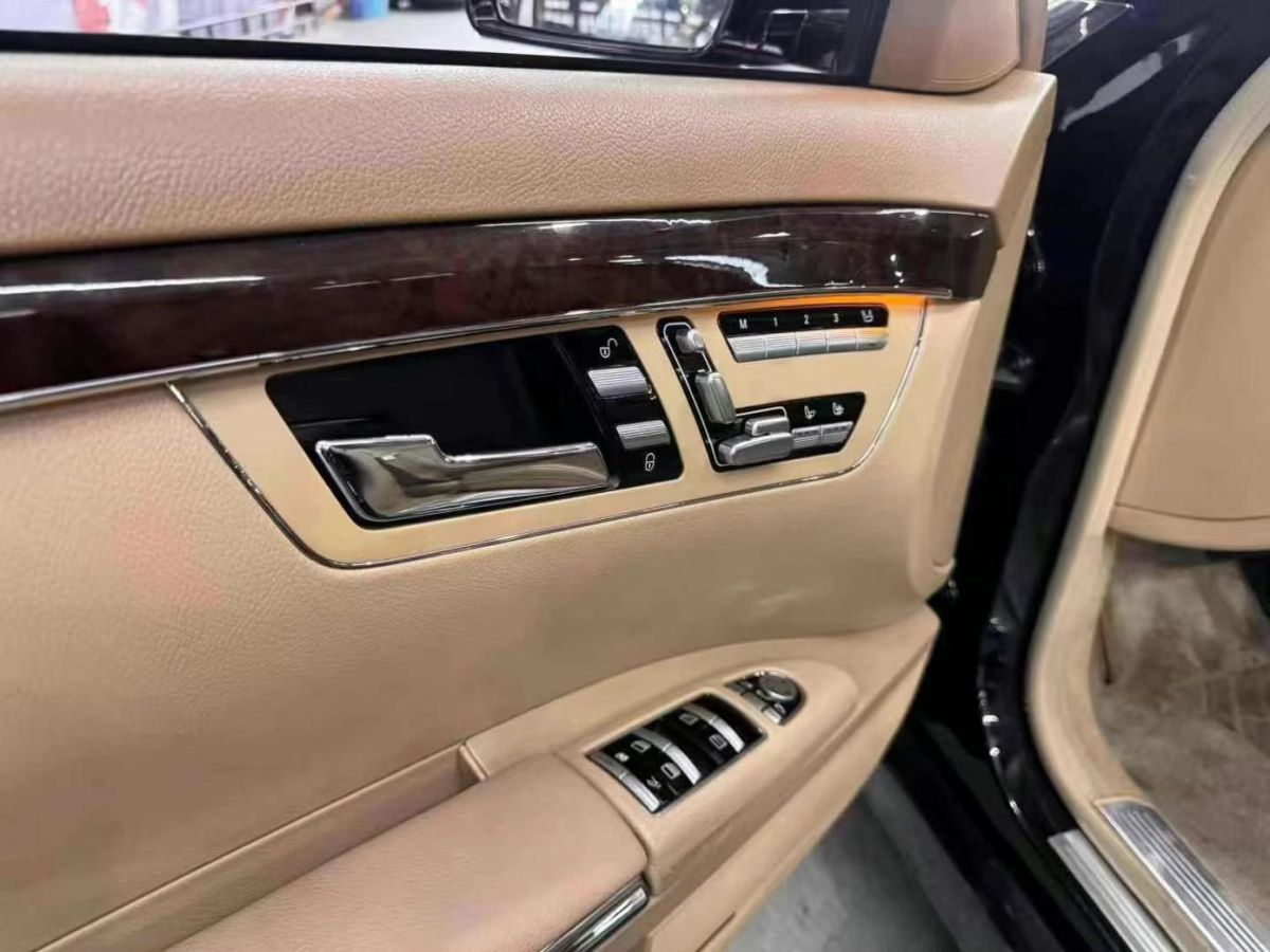 奔馳 奔馳S級  2012款 S 500 L 4MATIC Grand Edition圖片