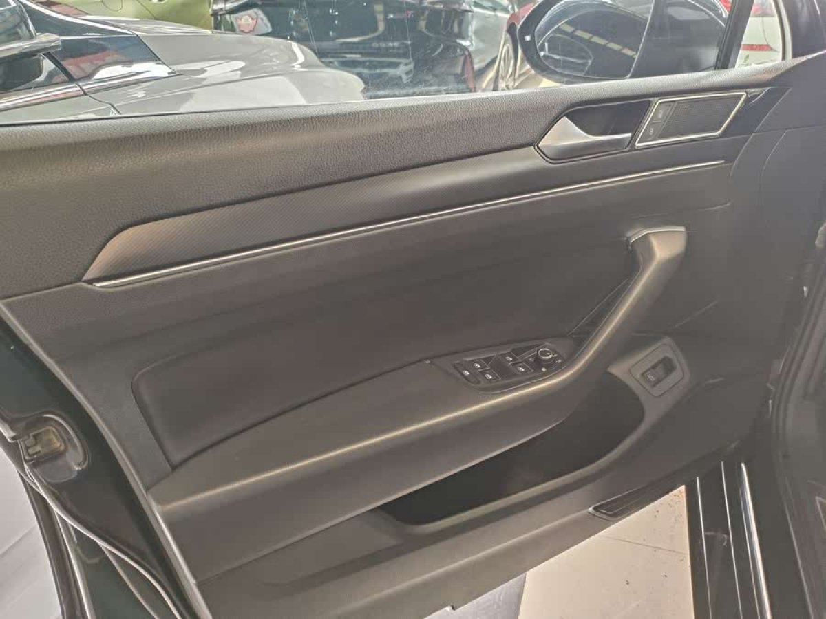 大眾 邁騰  2020款 330TSI DSG 豪華型圖片
