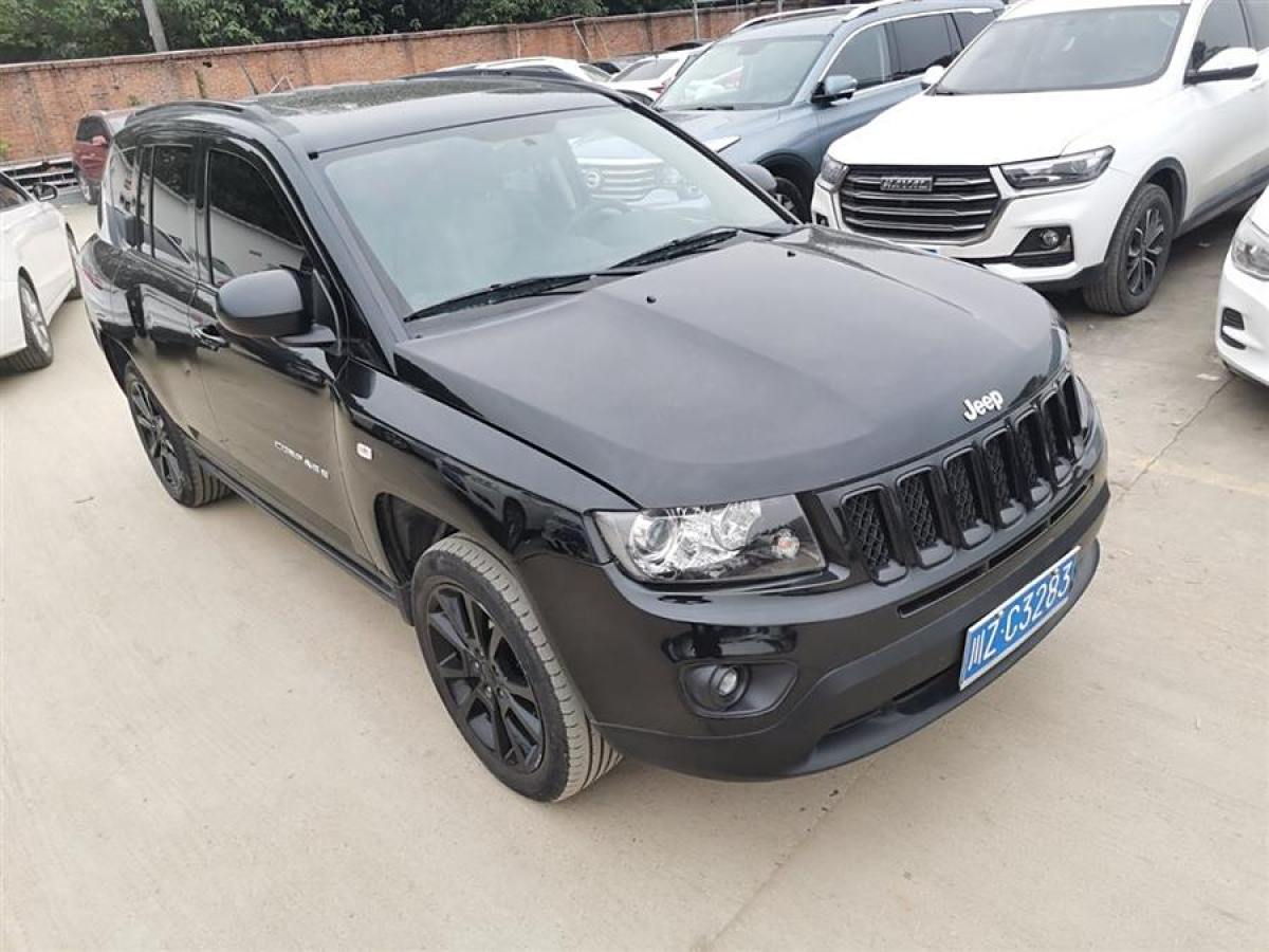 Jeep 指南者  2013款 2.0L 兩驅(qū)豪華版圖片