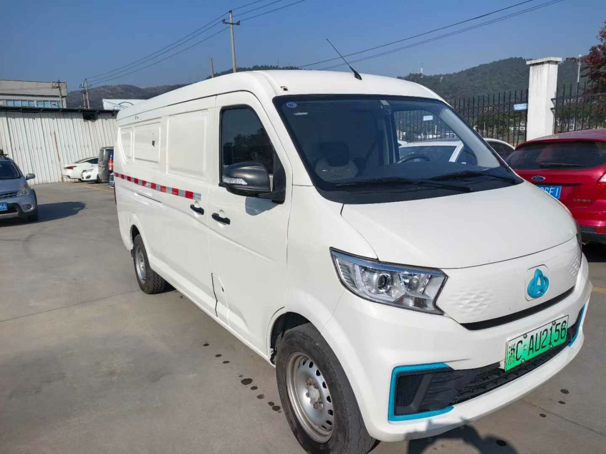 長安跨越 新豹T3 EV  2024款 單排豪華版 倉柵車圖片