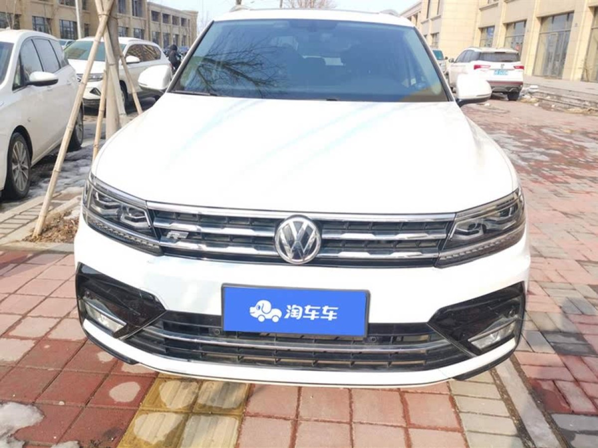大眾 途觀L  2023款 改款 330TSI 自動(dòng)兩驅(qū)R-Line旗艦版圖片