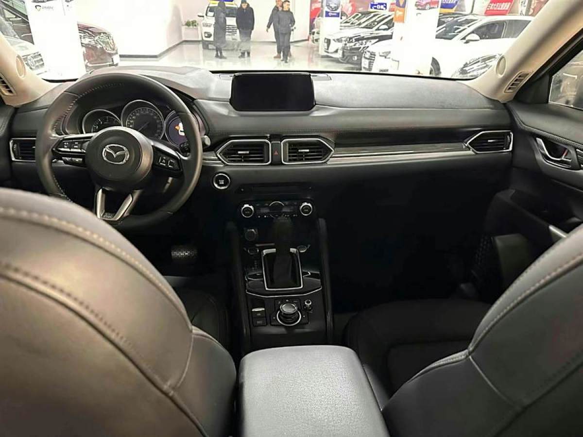 馬自達(dá) CX-5  2020款 改款 2.0L 自動兩驅(qū)智尊型圖片