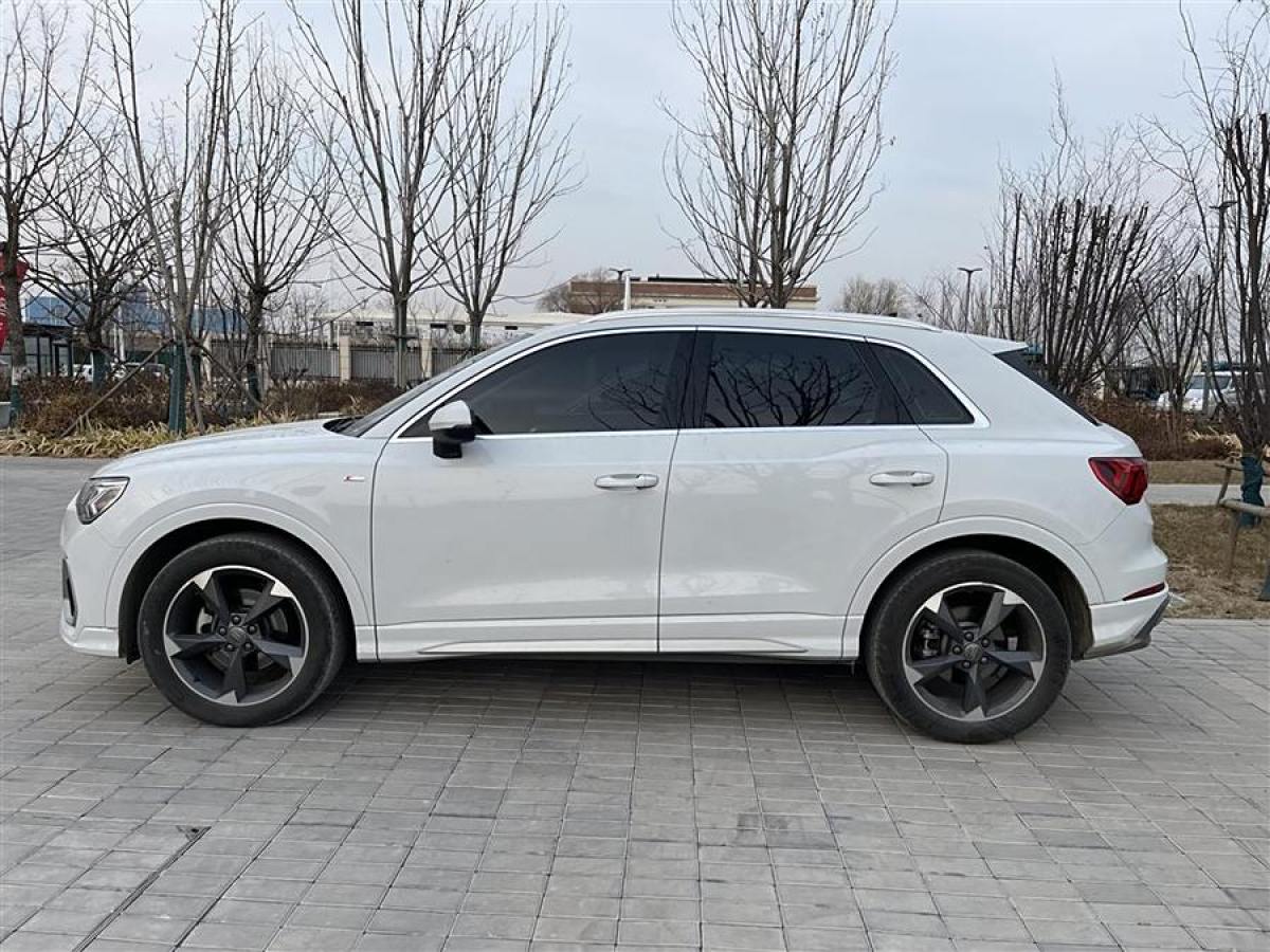 奧迪 奧迪Q3  2019款  35 TFSI 時尚動感型圖片