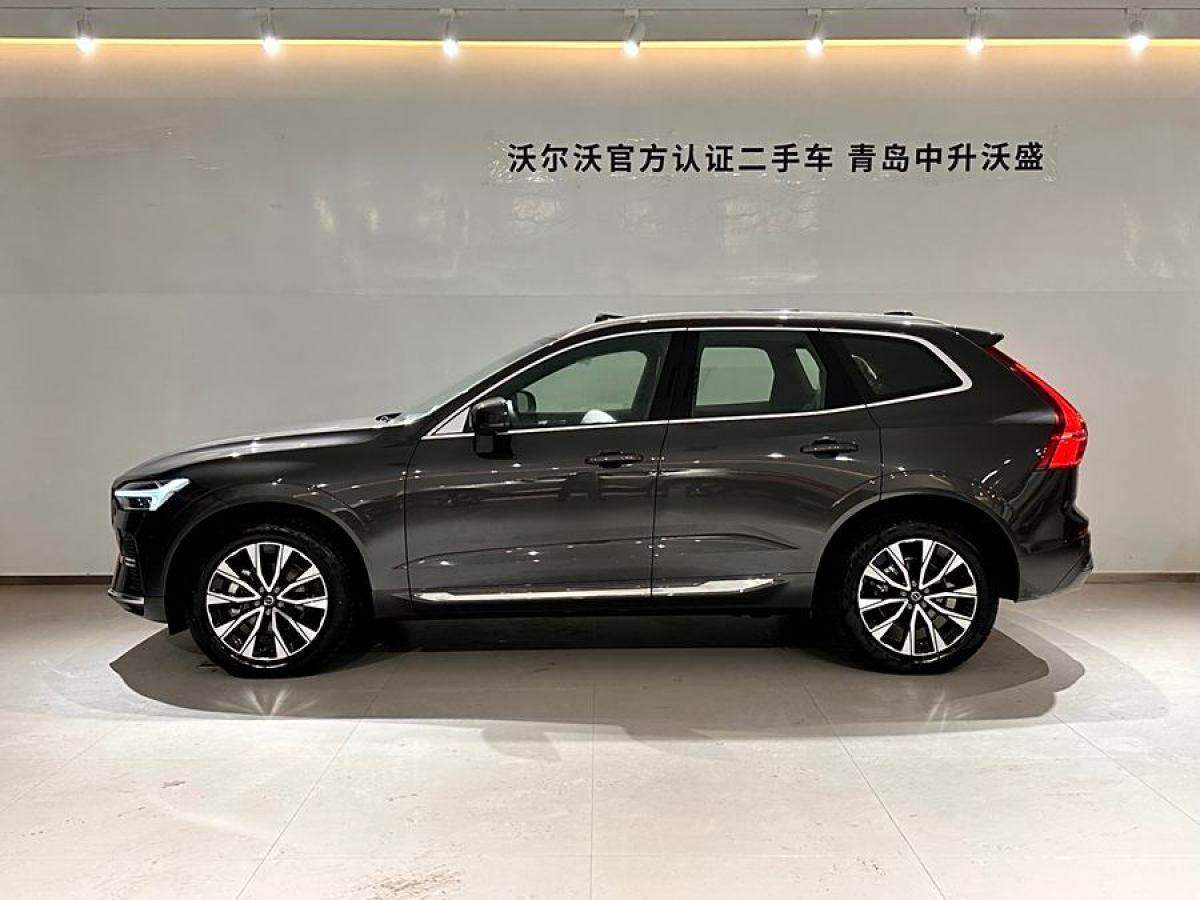 沃爾沃 XC60  2024款 B5 四驅(qū)智遠(yuǎn)豪華版圖片