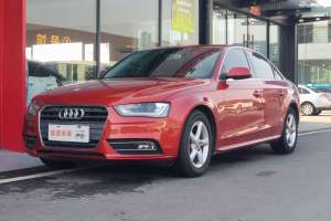 奥迪A4L 奥迪 35 TFSI 自动舒适型