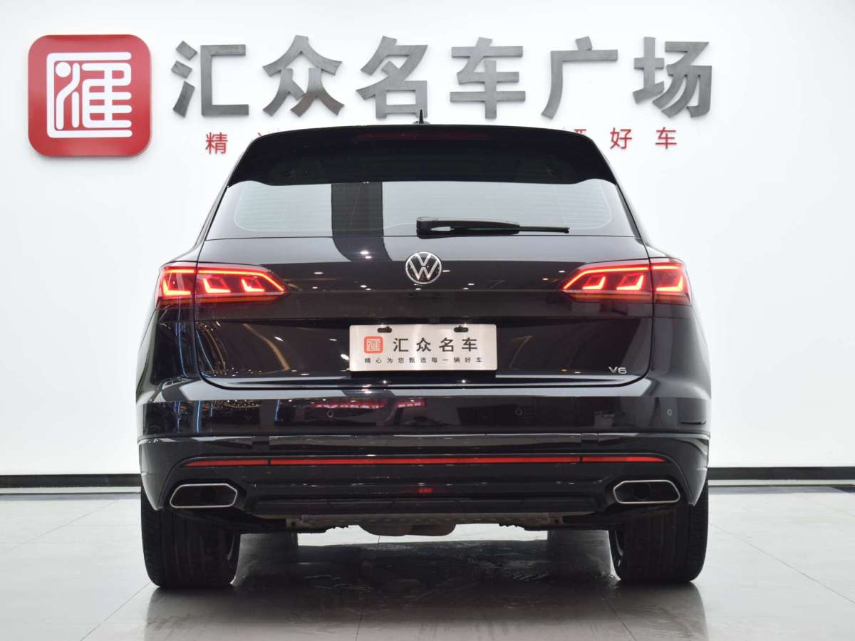 2023年7月大眾 途銳  2022款 3.0TSI 銳享版 曜黑運動套裝