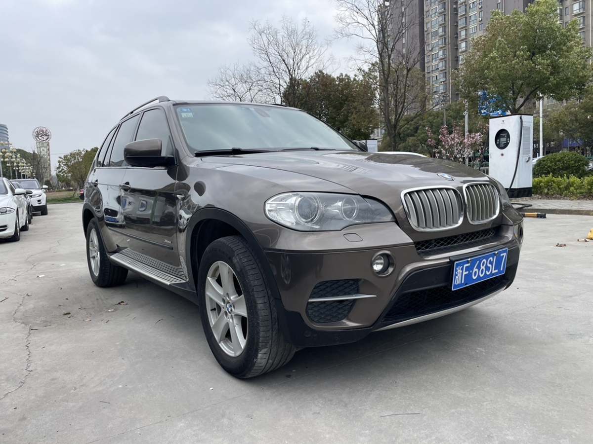 2013年09月寶馬 寶馬X5  2013款 xDrive35i 領(lǐng)先型