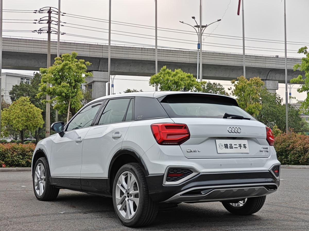 奥迪 奥迪Q2L  2022款 35 TFSI 豪华动感型图片