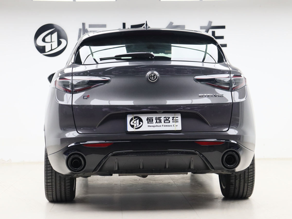 阿爾法·羅密歐 Stelvio  2023款 2.0T 280HP Veloce賽道版圖片