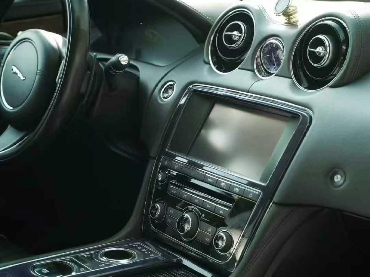 捷豹 XJ  2012款 XJL 3.0 倫敦限量版圖片