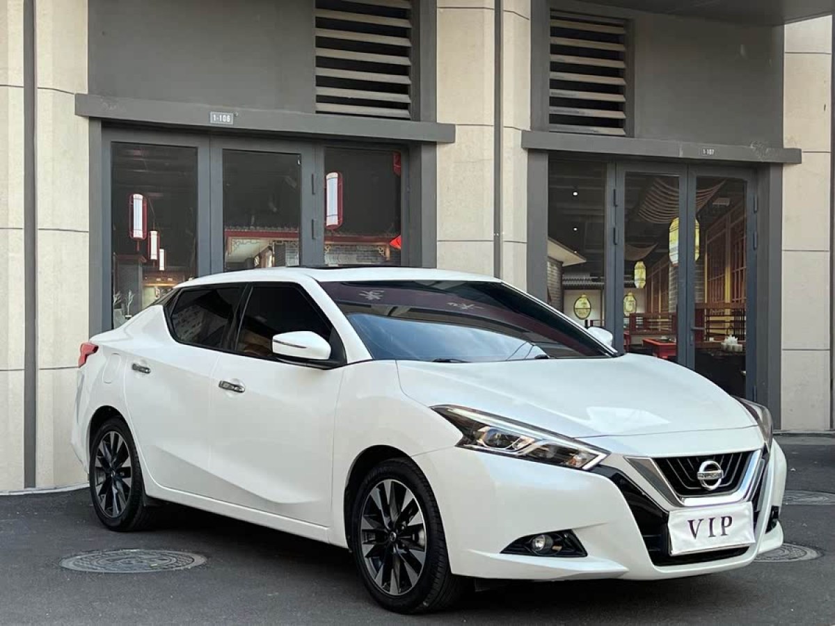 日產(chǎn) LANNIA 藍(lán)鳥  2020款 1.6L CVT智聯(lián)智酷版圖片